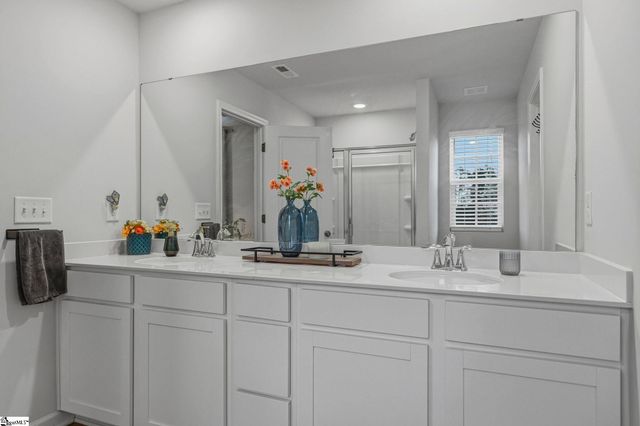 1719 Southwold Lane, Boiling Springs, SC 29316