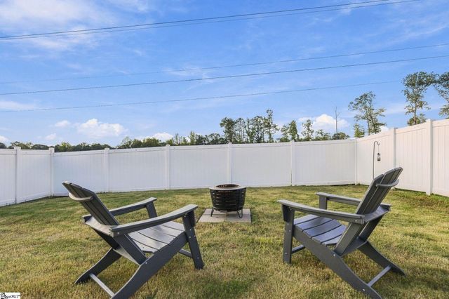 1719 Southwold Lane, Boiling Springs, SC 29316