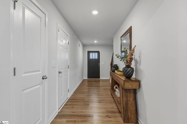 1719 Southwold Lane, Boiling Springs, SC 29316