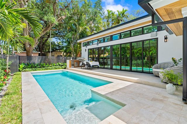 525 NE 101 St, Miami Shores, FL 33138