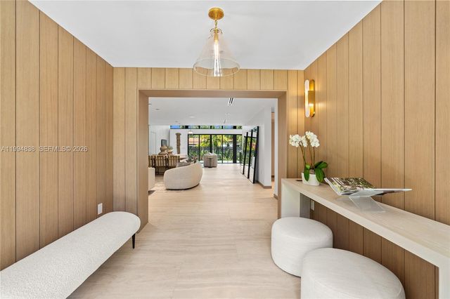 525 NE 101 St, Miami Shores, FL 33138