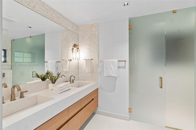 525 NE 101 St, Miami Shores, FL 33138