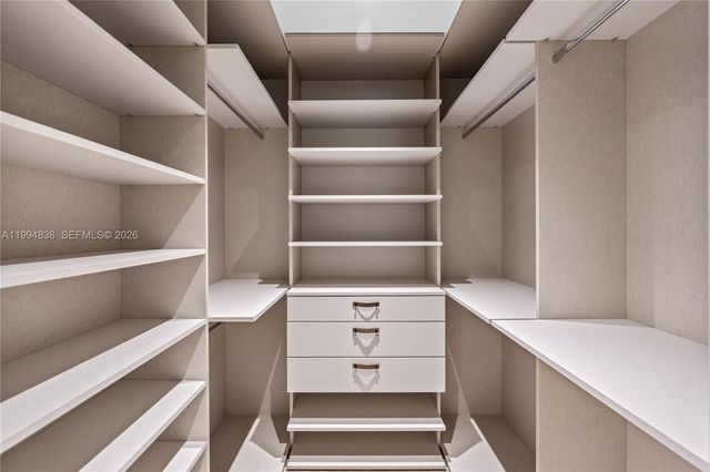 525 NE 101 St, Miami Shores, FL 33138