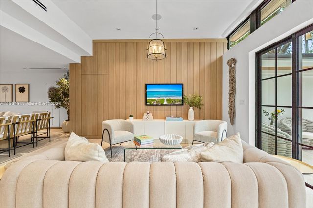 525 NE 101 St, Miami Shores, FL 33138