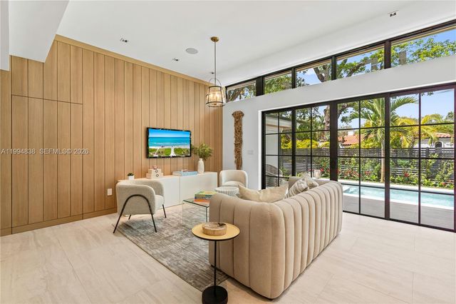 525 NE 101 St, Miami Shores, FL 33138