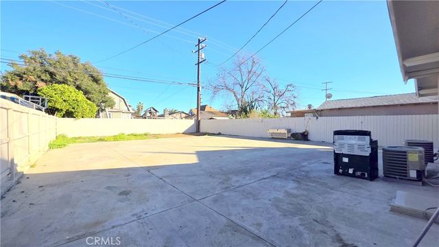 1138 1140 N Park Avenue, Pomona, CA 91768