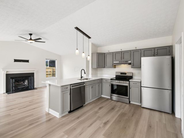 1726 Weather Stone Lane, Columbus, OH 43235