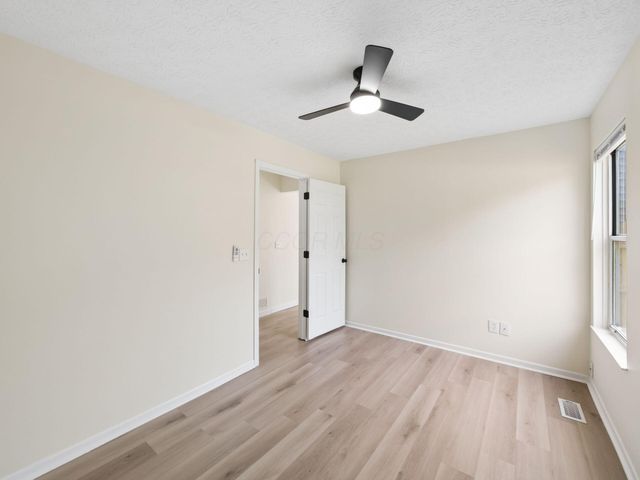 1726 Weather Stone Lane, Columbus, OH 43235