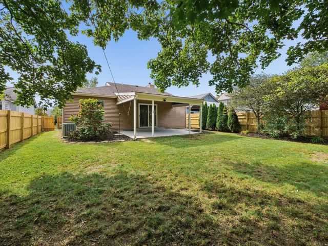 1726 Weather Stone Lane, Columbus, OH 43235