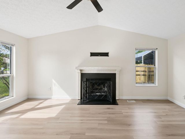 1726 Weather Stone Lane, Columbus, OH 43235