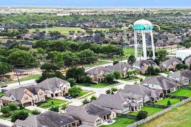 6710 Cottonwood Crest Lane, Katy, TX 77493