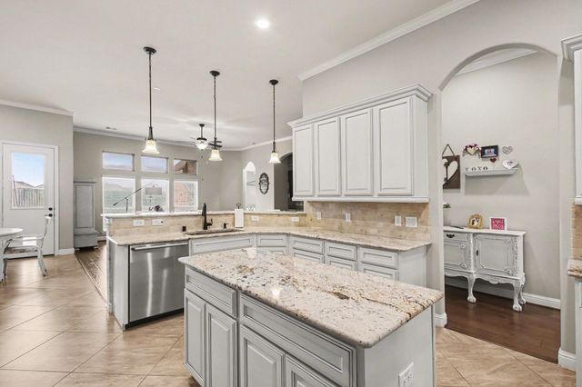 6710 Cottonwood Crest Lane, Katy, TX 77493