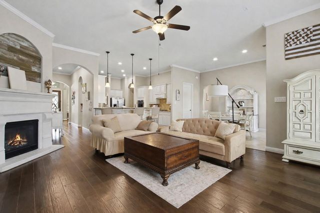 6710 Cottonwood Crest Lane, Katy, TX 77493