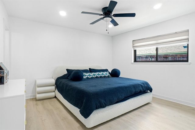 1820 Castille Drive, Carrollton, TX 75007