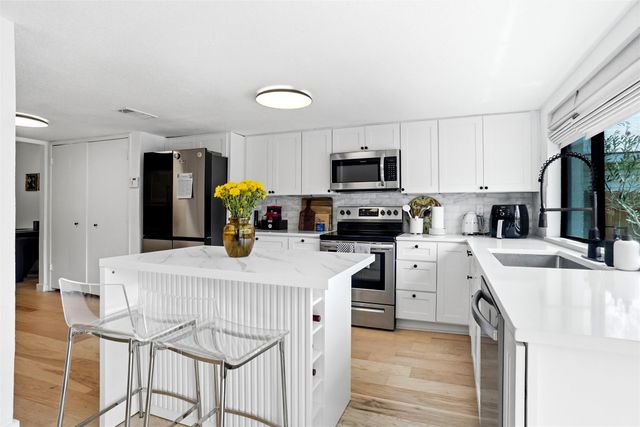 1820 Castille Drive, Carrollton, TX 75007