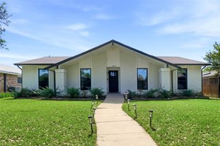 1820 Castille Drive, Carrollton, TX 75007