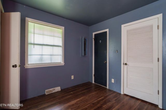 405 Dogleg Drive, Livingston, TN 38570