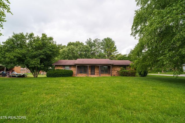 405 Dogleg Drive, Livingston, TN 38570