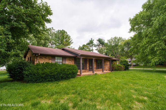 405 Dogleg Drive, Livingston, TN 38570