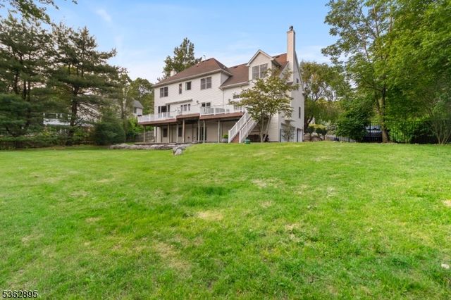 20 Crestview Ln, Sparta Twp., NJ 07871