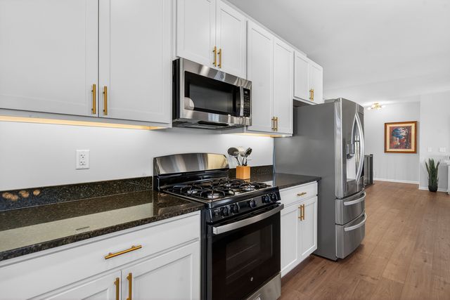 429 Fairway Lane, Sycamore, IL 60178