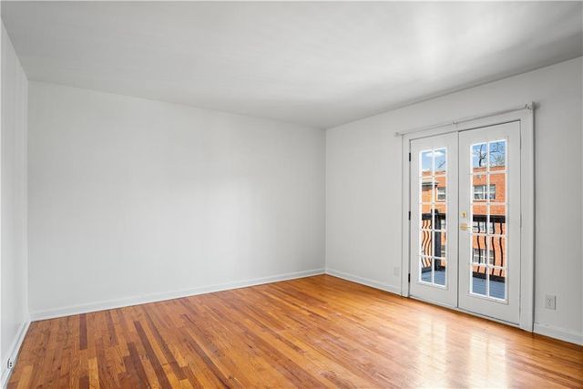 1207 W 45th Street 3W, Kansas City, MO 64111