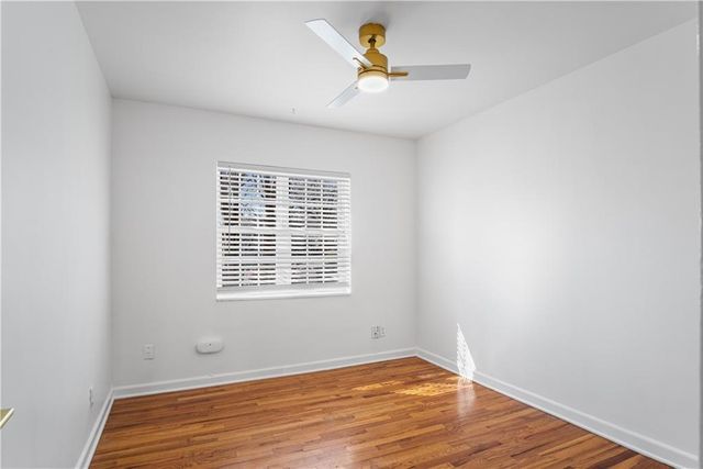 1207 W 45th Street 3W, Kansas City, MO 64111