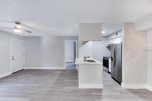 8718 MALLARD RESERVE DRIVE 101, Tampa, FL 33614