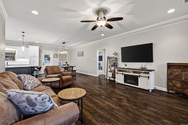 10 Mallard Cove, Austin, AR 72007