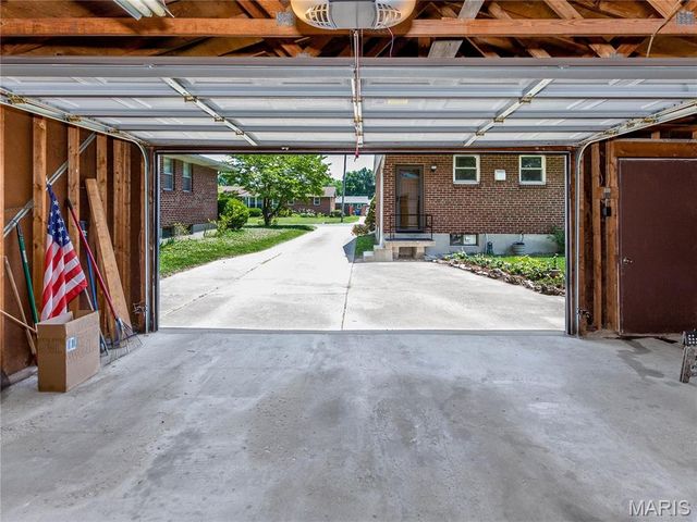 3121 Davis Avenue, Granite City, IL 62040