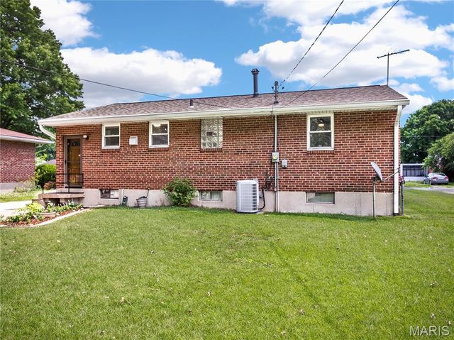 3121 Davis Avenue, Granite City, IL 62040
