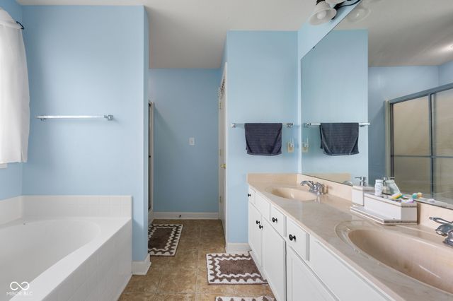 5836 Monticello Square Lane, Indianapolis, IN 46234