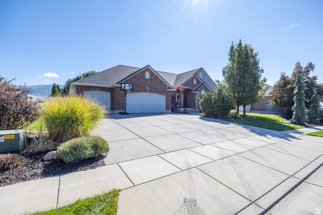 1670 N 1350 W, Farr West, UT 84404