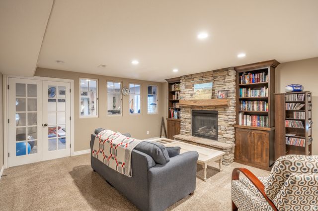 1670 N 1350 W, Farr West, UT 84404