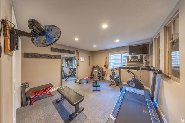 1670 N 1350 W, Farr West, UT 84404