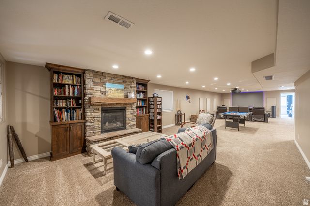 1670 N 1350 W, Farr West, UT 84404