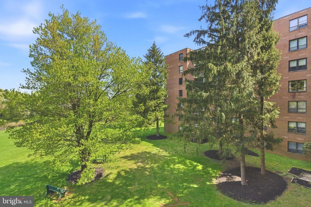 Image 22 of property listing at 6317 PARK HEIGHTS AVE #204, Baltimore, MD 21215