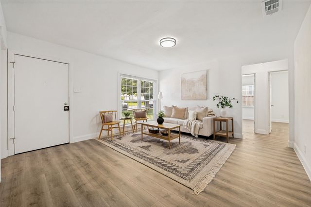 2316 Cunningham Street, Irving, TX 75062