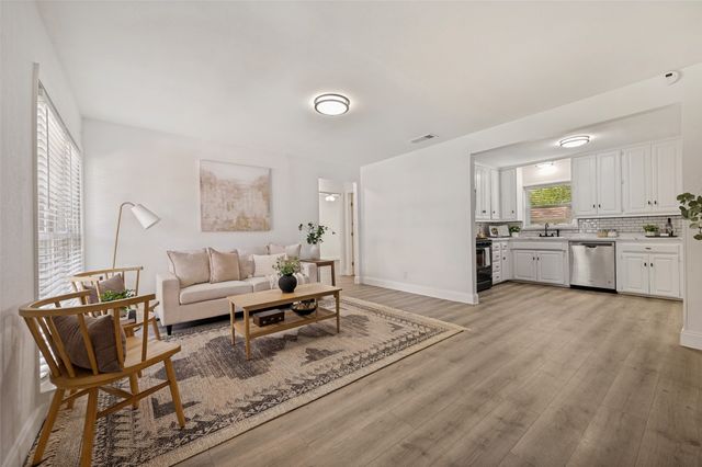 2316 Cunningham Street, Irving, TX 75062