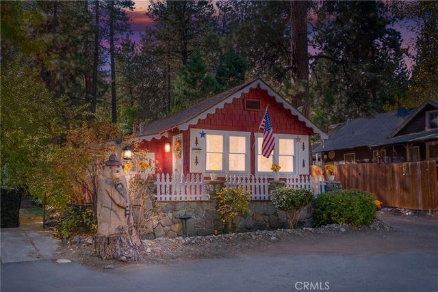 1461 Betty Street, Wrightwood, CA 92397