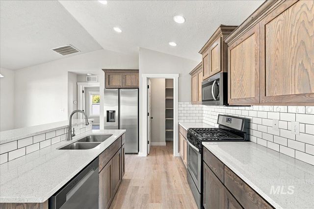 394 W Aspen Ct., Middleton, ID 83644