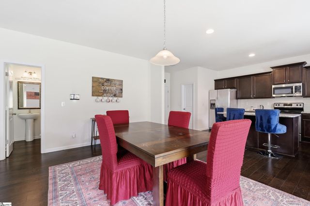 113 Hartwood Lake Lane, Greer, SC 29650