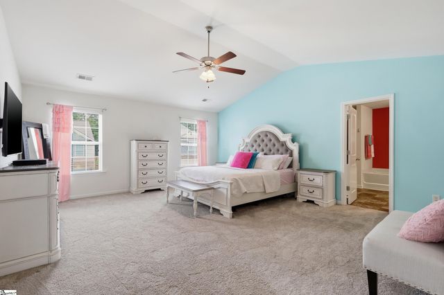 113 Hartwood Lake Lane, Greer, SC 29650