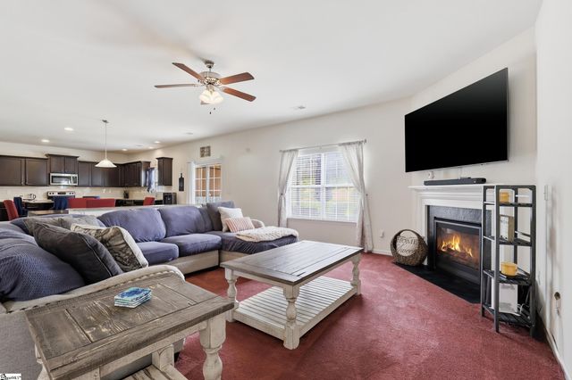 113 Hartwood Lake Lane, Greer, SC 29650