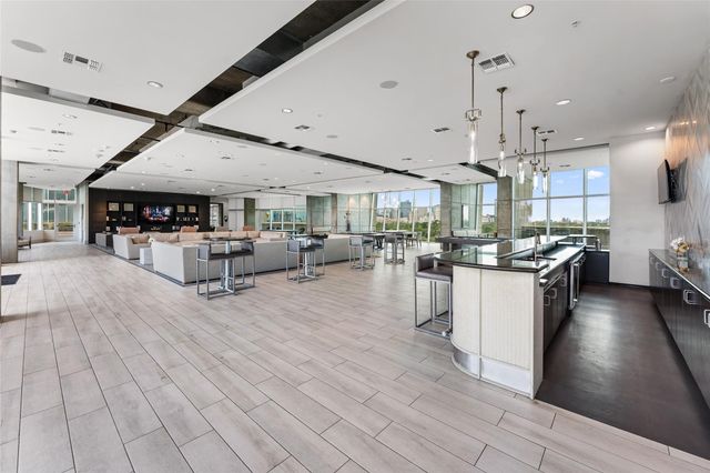5925 Almeda Road 12711, Houston, TX 77004