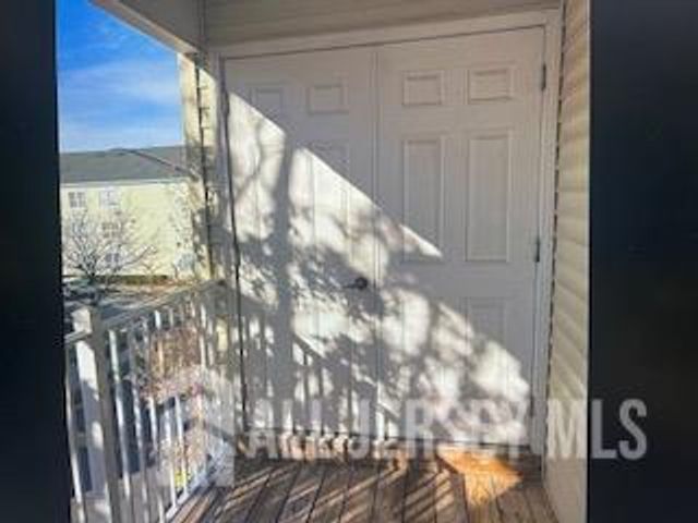 1031 Dogwood Court, New Brunswick, NJ 08901
