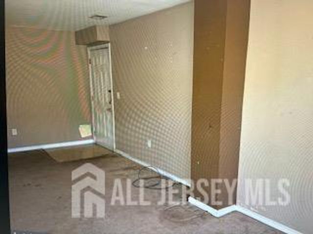 1031 Dogwood Court, New Brunswick, NJ 08901