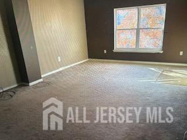 1031 Dogwood Court, New Brunswick, NJ 08901