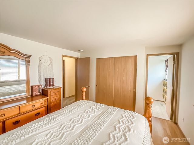 8135 NE Harrington Lane, Moses Lake, WA 98837