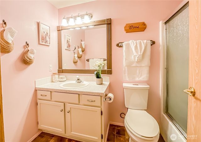 8135 NE Harrington Lane, Moses Lake, WA 98837